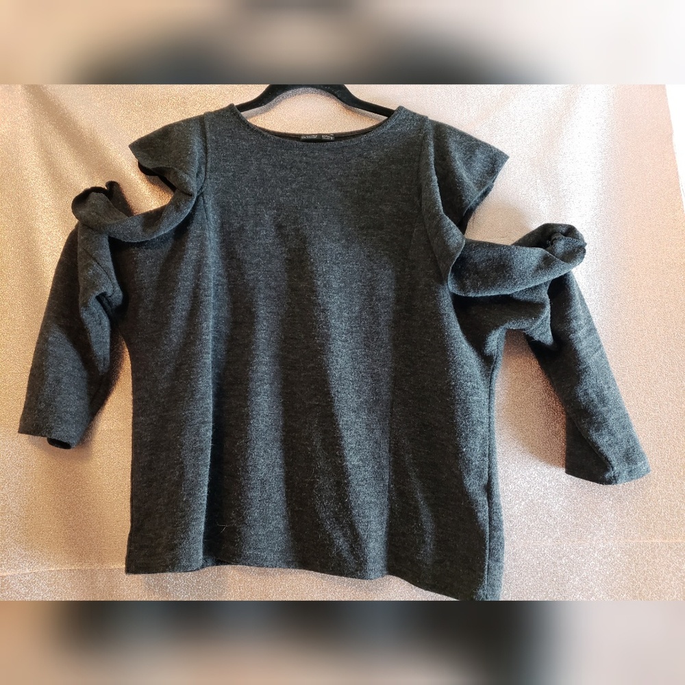Zara WB Collection Ruffle Cold Shoulder Sweater - Picture 1 of 7
